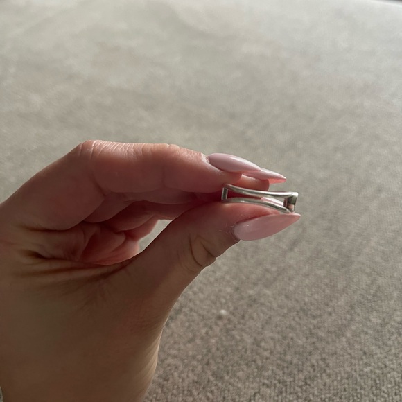 Gucci Interlock Silver Ring - Picture 5 of 8